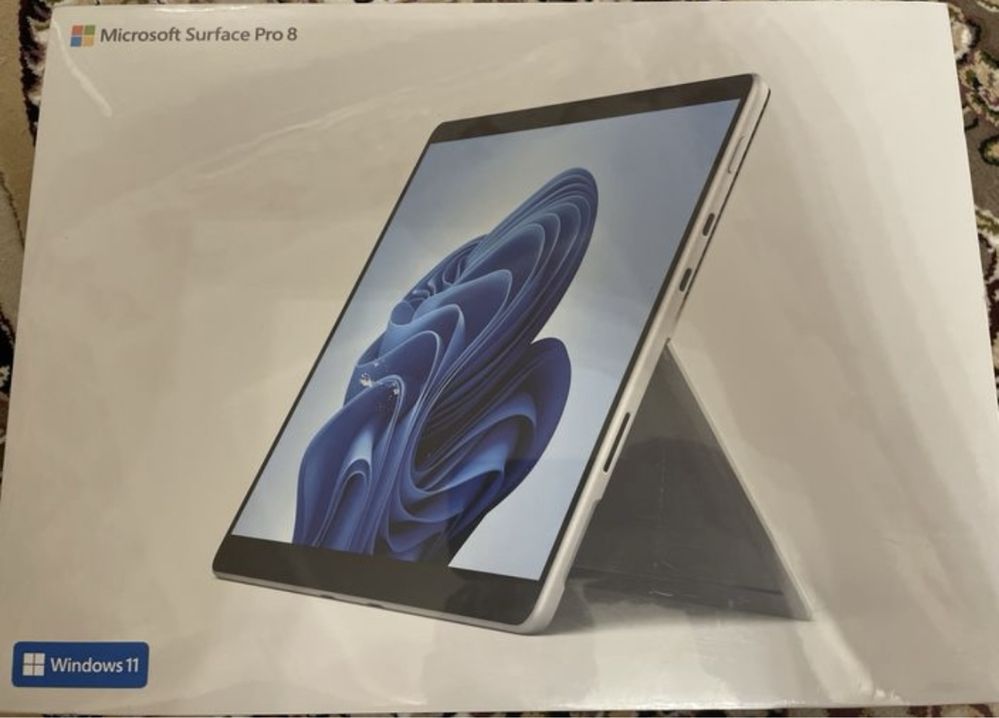 Microsoft Surface Pro 8  i7/16/1TB
