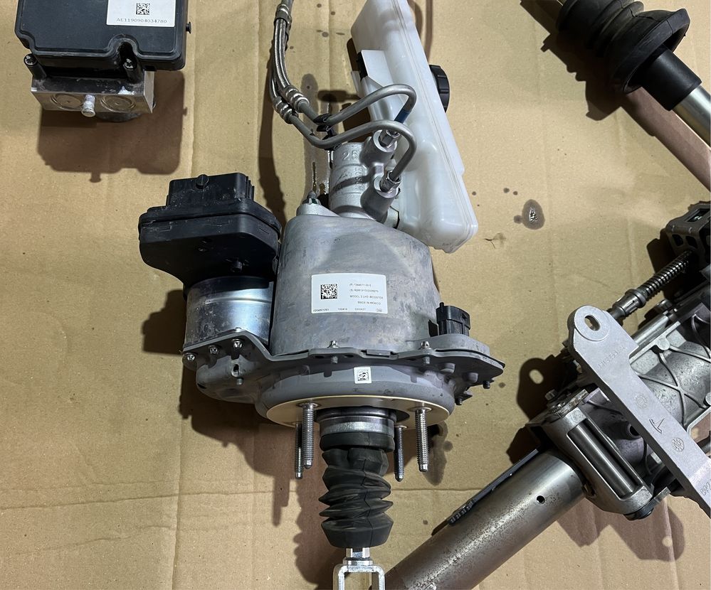 Coloana / Tulumba frana / Pompa ABS Tesla Model 3