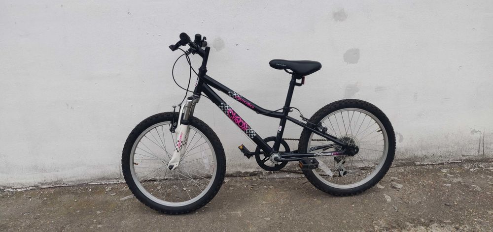 Bicicleta de copii cu roti de 20 inch Apollo