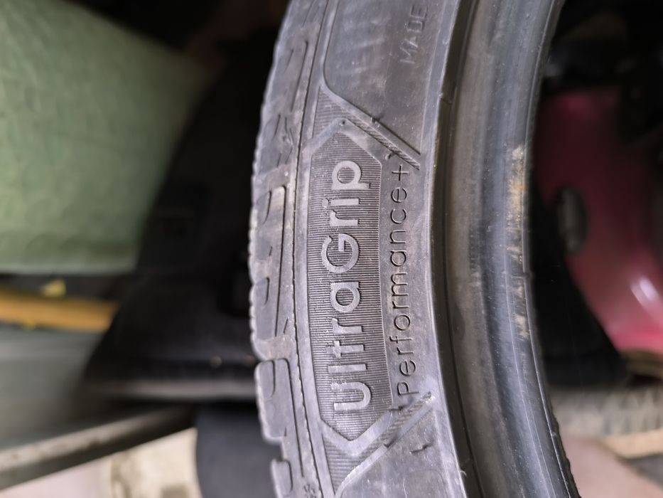 Anvelopa iarna M+S 225 45 17 Goodyear ultragrip performance +91H
