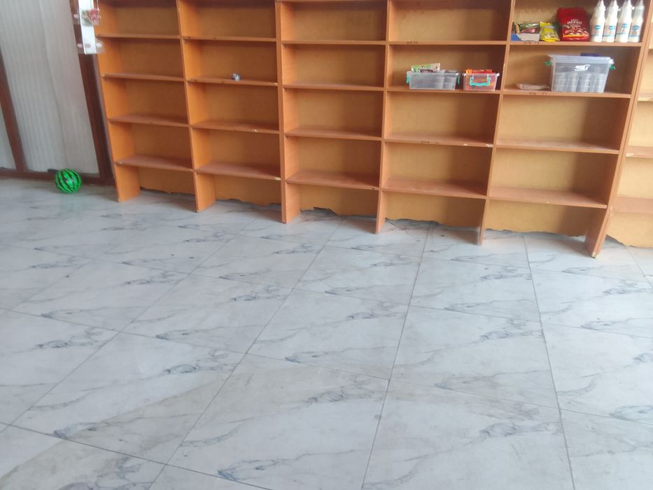 стелляж для магазина