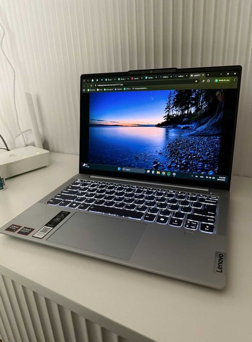Laptop Lenovo IdeaPad Slim 5, Ryzen 7, OLED, 32GB RAM, 1TB SSD, ca NOU