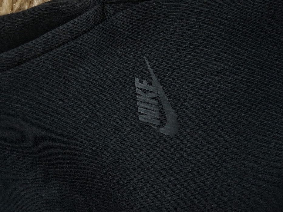 Pantaloni scurți Nike Tech Originali