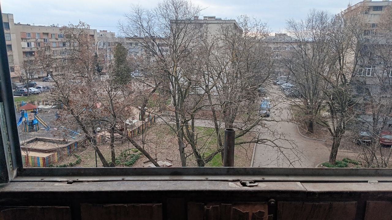 Продава се Двустаен апартамент в Шумен, Тракия - 60 кв.м за 1334 €/кв.м - Снимка #11