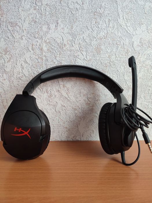 наушнки HyperX Stinger