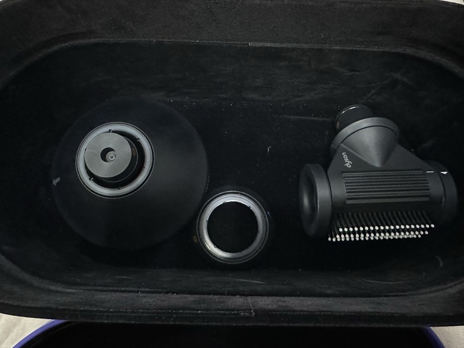Продам фен Dyson оргинал