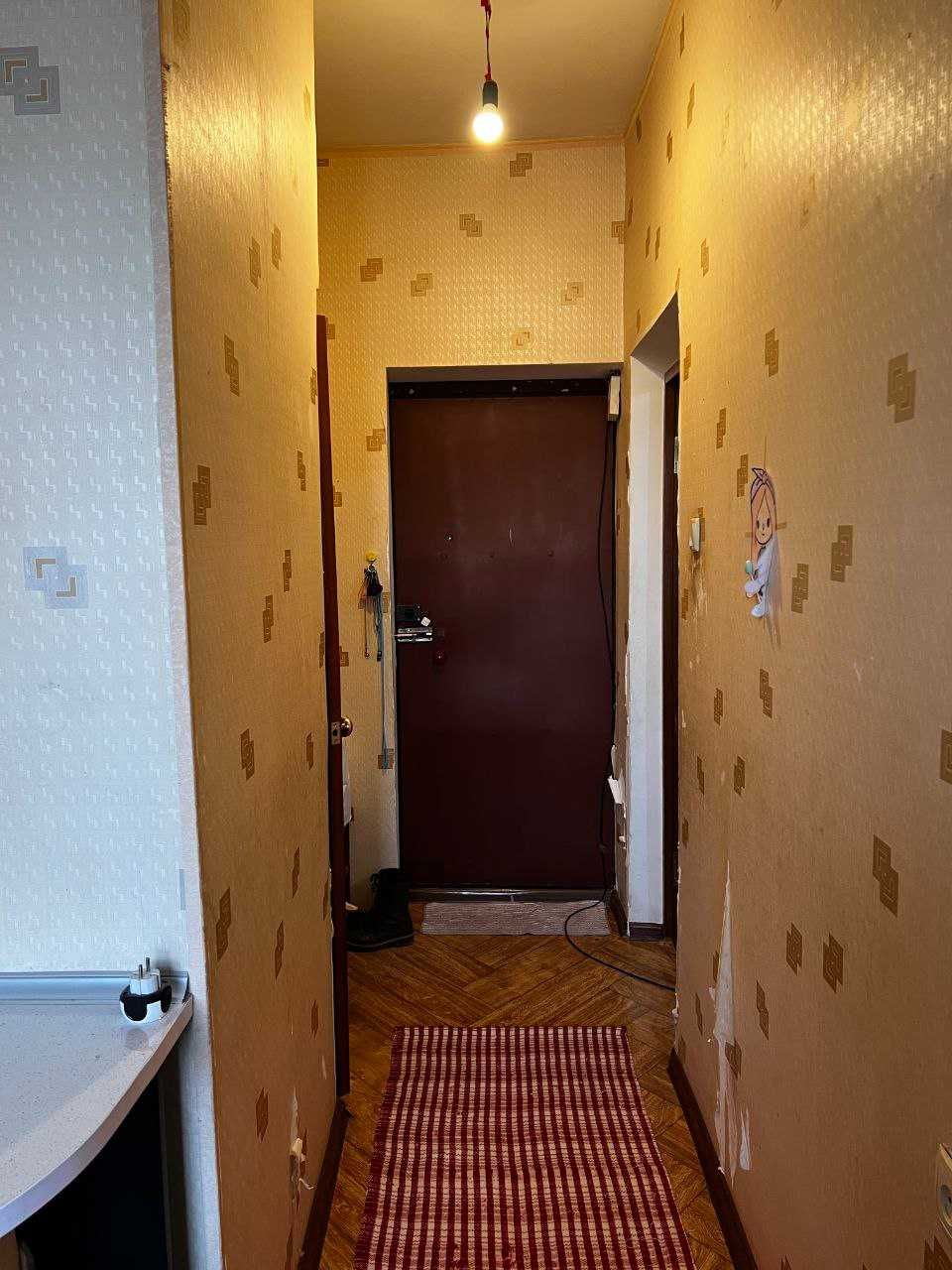 Паркентский 1в2/6/9 зал 5х5 состояние среднее