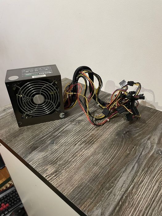 Блок питания HuntKey