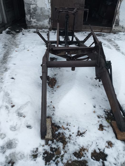 Троктор МТЗ Мтзз