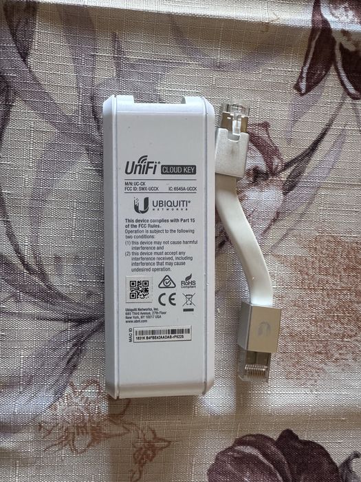 Ubiquiti UniFi Cloud Key UC-CK, SoC процесор, 1GB RAM, 1x Lan1000, PoE