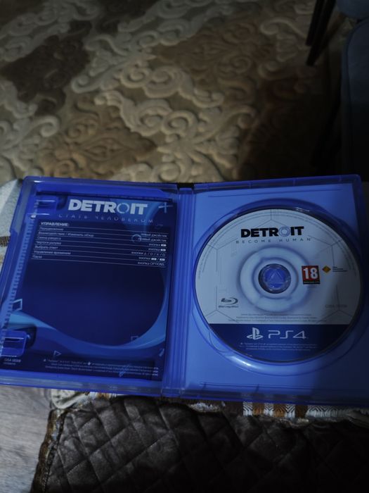Продаётся The last of us 1 и Detroit