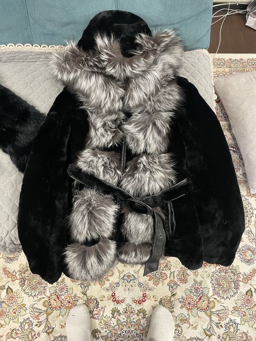 Шуба цигейка с песцом