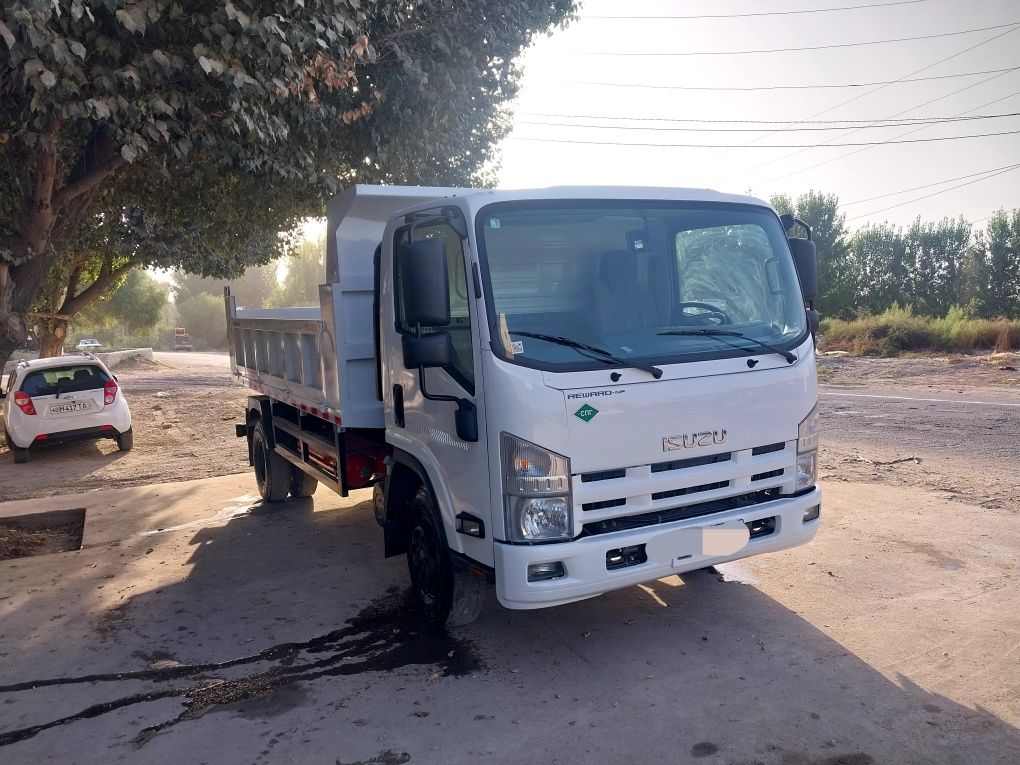 Isuzu samasval sotiladi