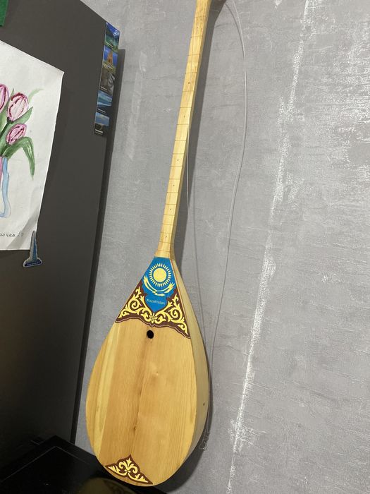 Продам домбру за 5000 тенге