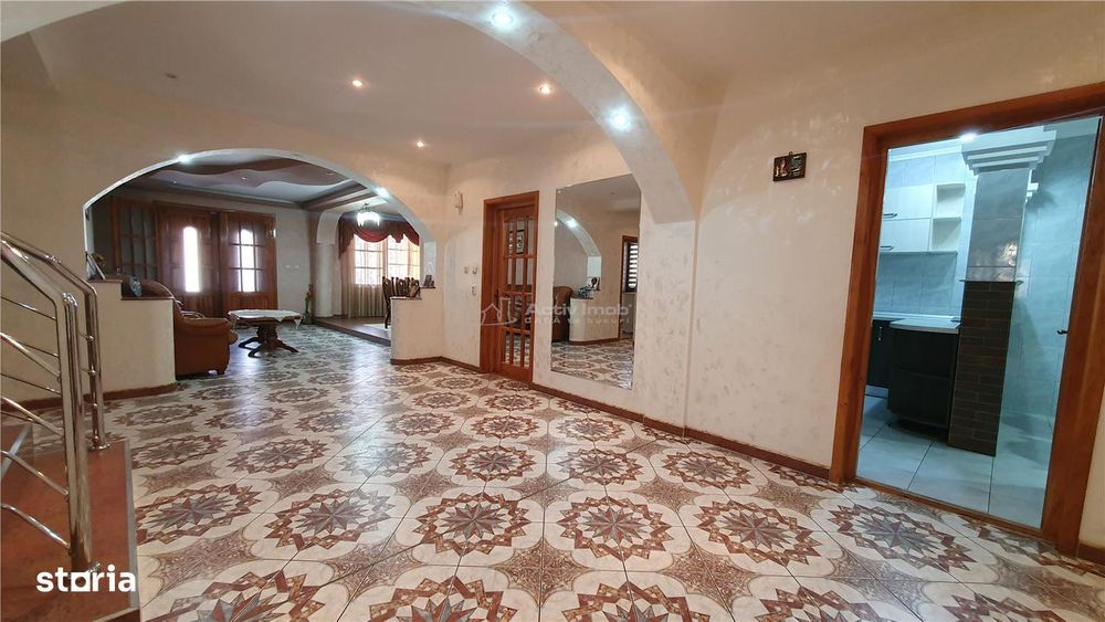 Casa individuala - 500 mp utili -  800 mp teren - Burdujeni