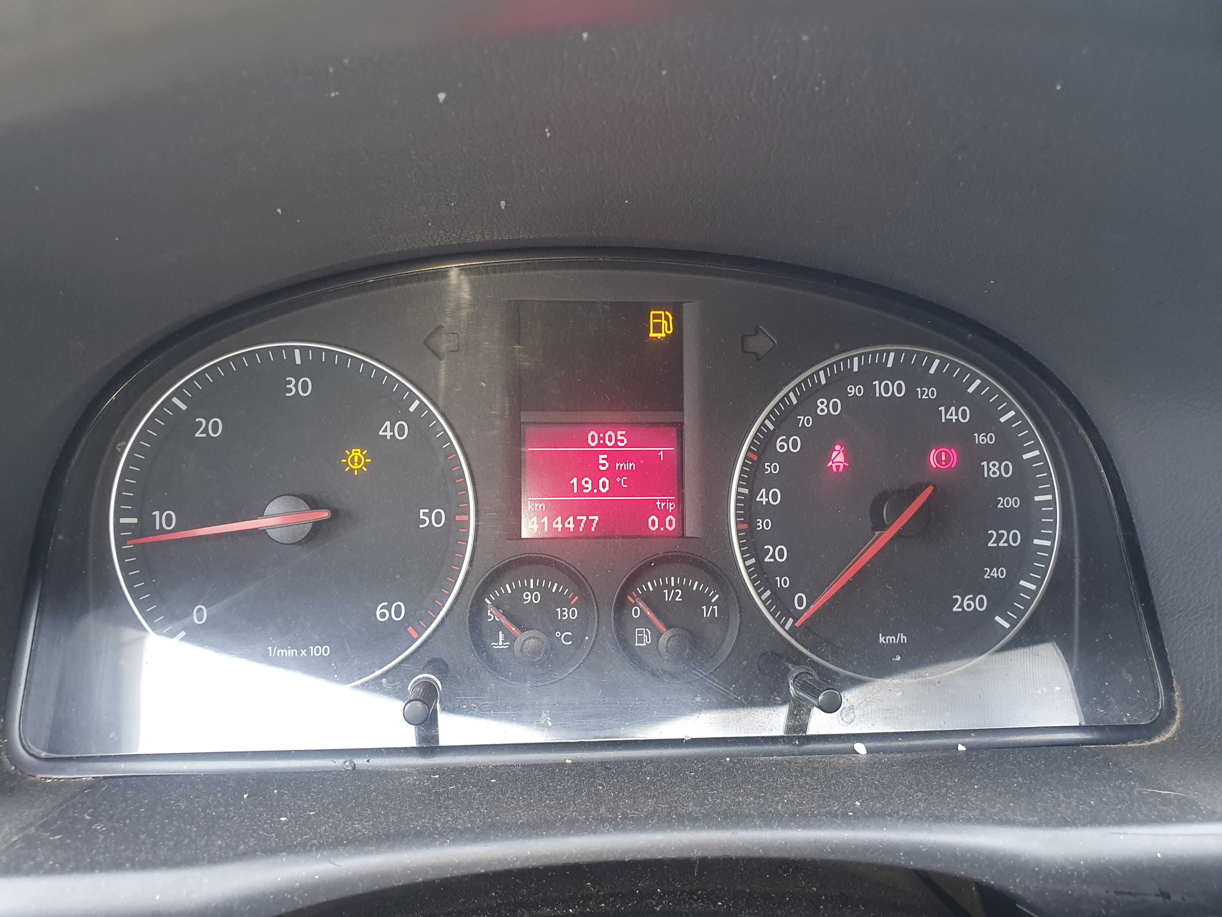 Фолксваген Туран 1.9 Тди Климатик Теглич 7 местен VW Touran