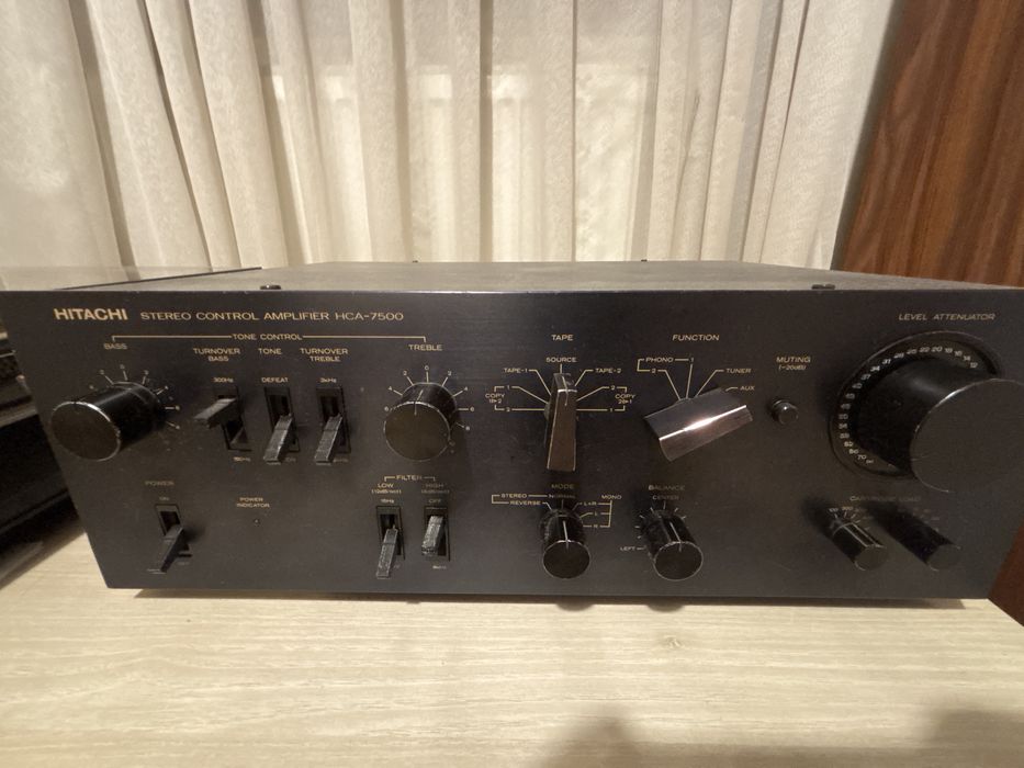 Preamplificator Hitachi HCA 7500