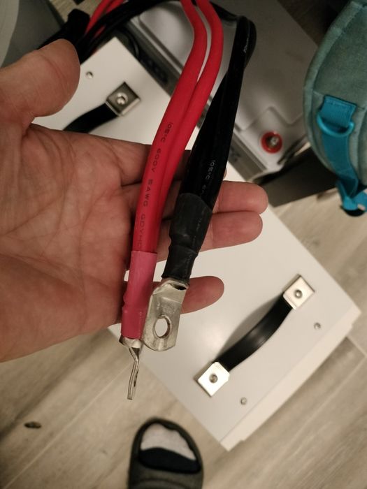 Ups cu stabilizator tensiune