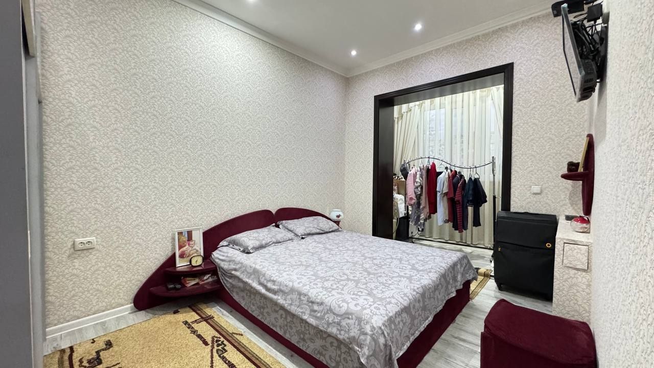 Продаётся 3/4/4 77-серия, ул.Кунаева, 95м² ор-р: Гостиница Россия