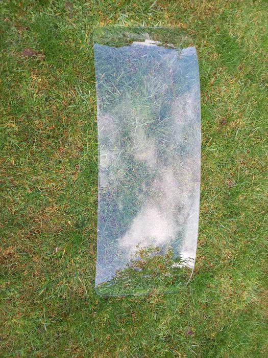 Продавам задно стъкло за Лада 1500 и 7 ца Жигула