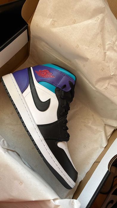Air Jordan 1 Mid 44.5