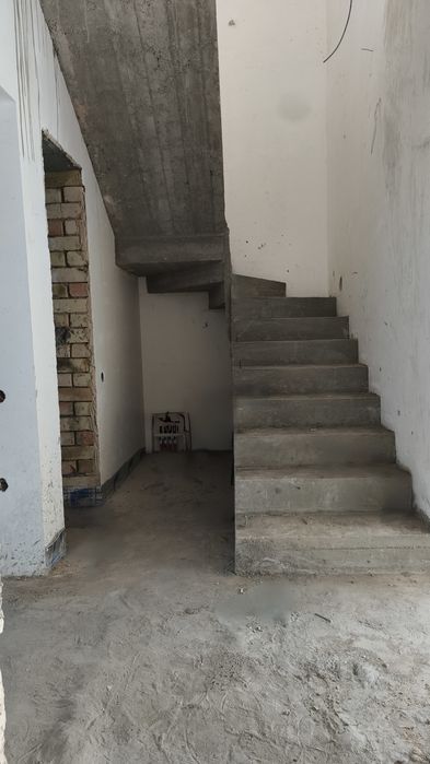 Двухэтажный Дом, 1,5 сот, 200 м², 6 комнат