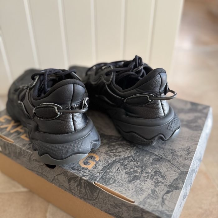 Обувки Adidas Ozweego