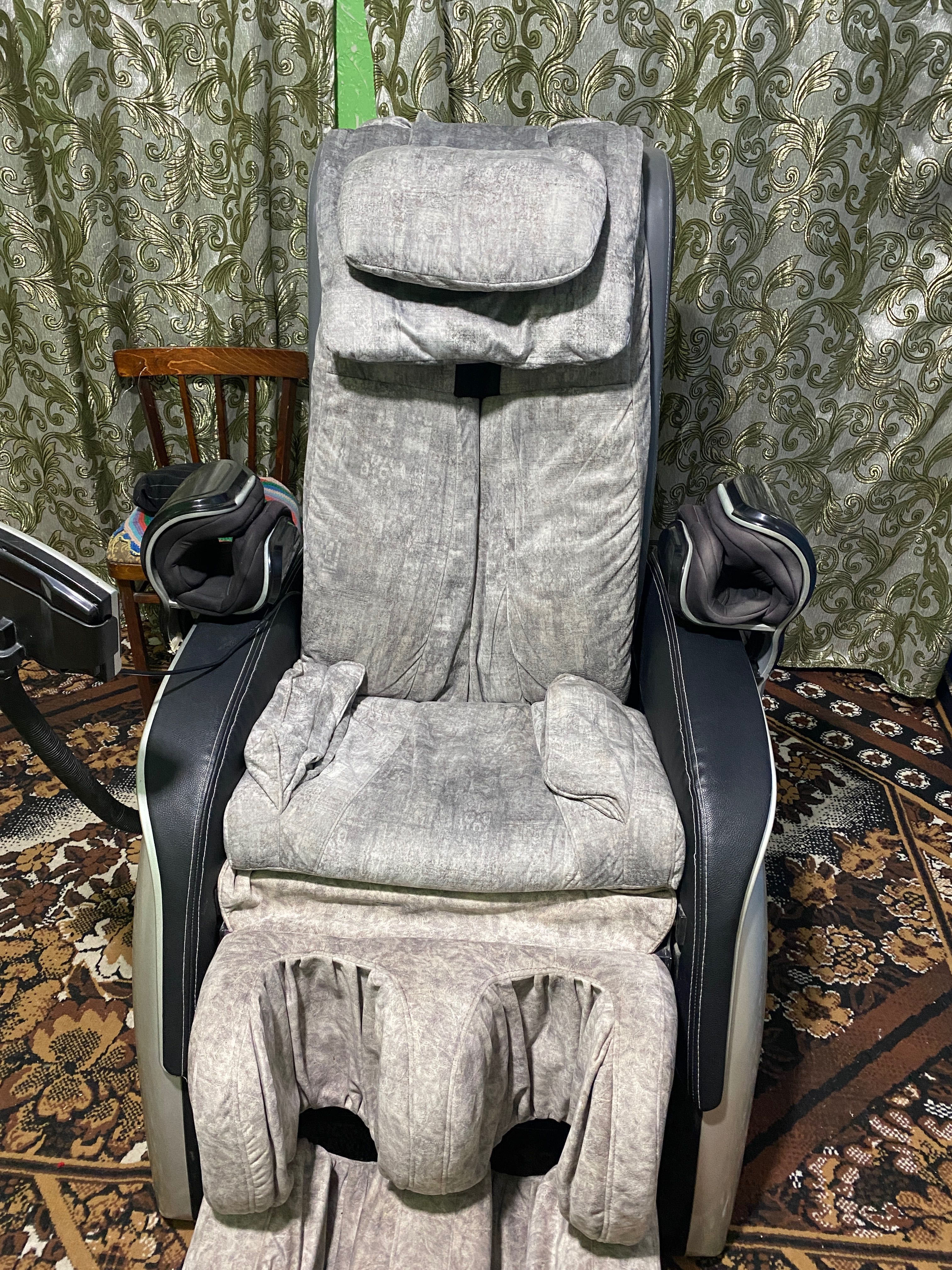 Массажное кресло Rovos
