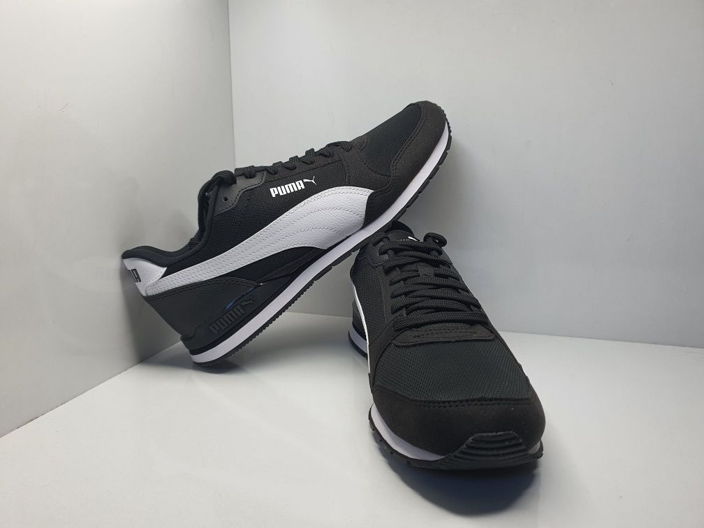 Маратонки Puma ST Runner v3

Чисто нови с кутия.

Размер 43 стелка 28