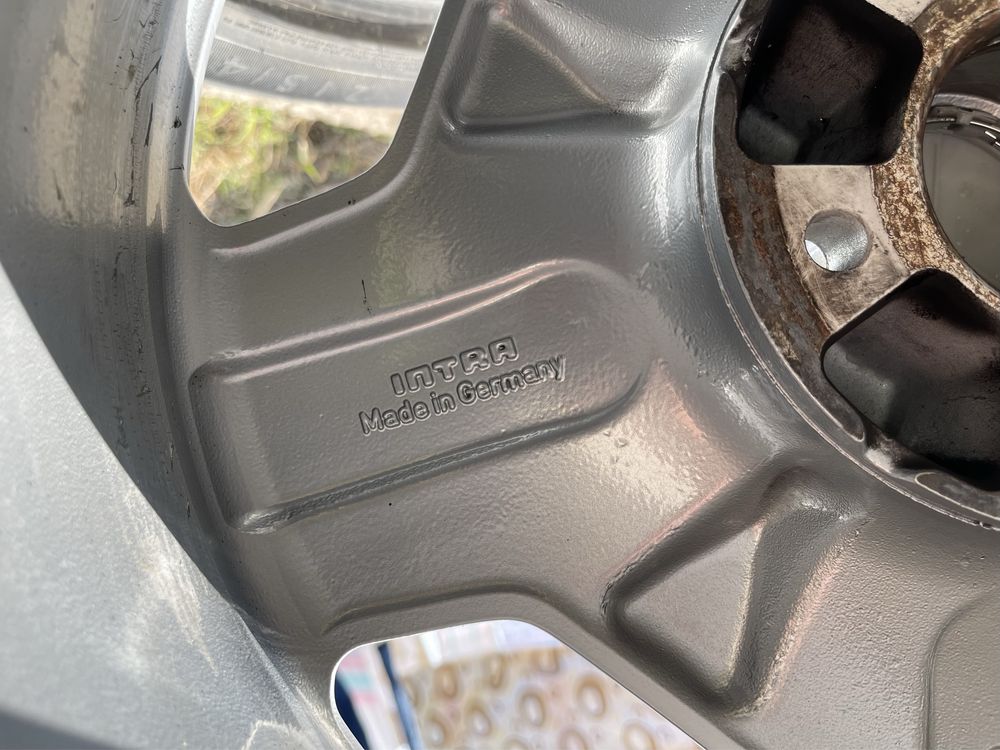 18 Intra Monoblock  Mercedes