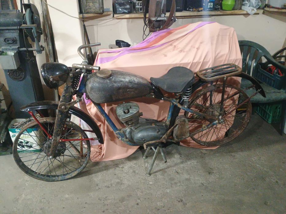 Мотоциклет Москва ретро