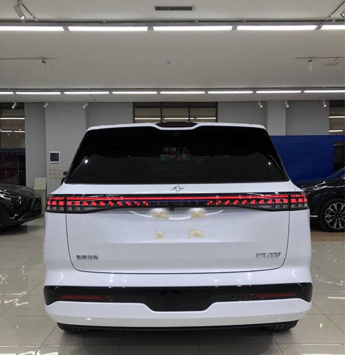 Dongfen 008 gibrid restyling model