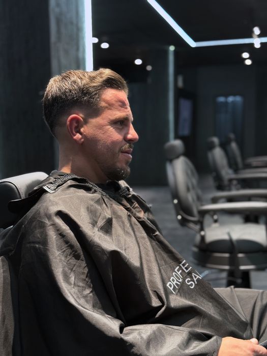 Frizer cu experienta - procent avantajos | KINGSMEN Râmnicu Vâlcea