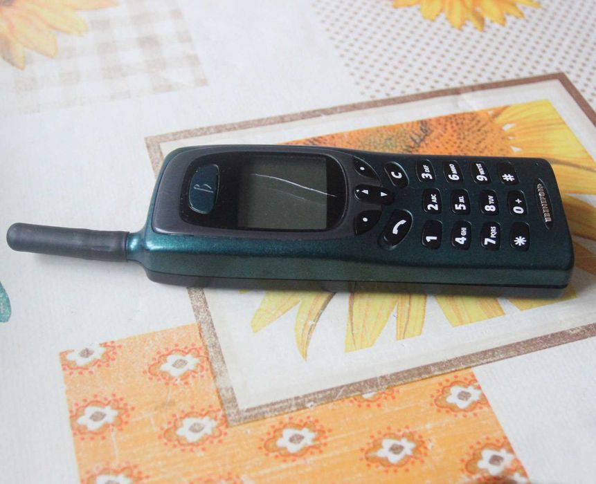 Ретро мобифон - телефон Benefon TDP-60HP