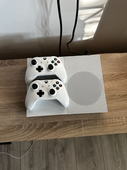 Vand xbox one S 1TB