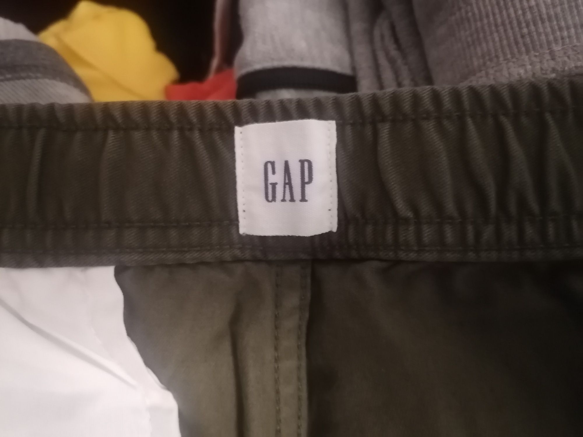 Спортен мъжки панталон GAP