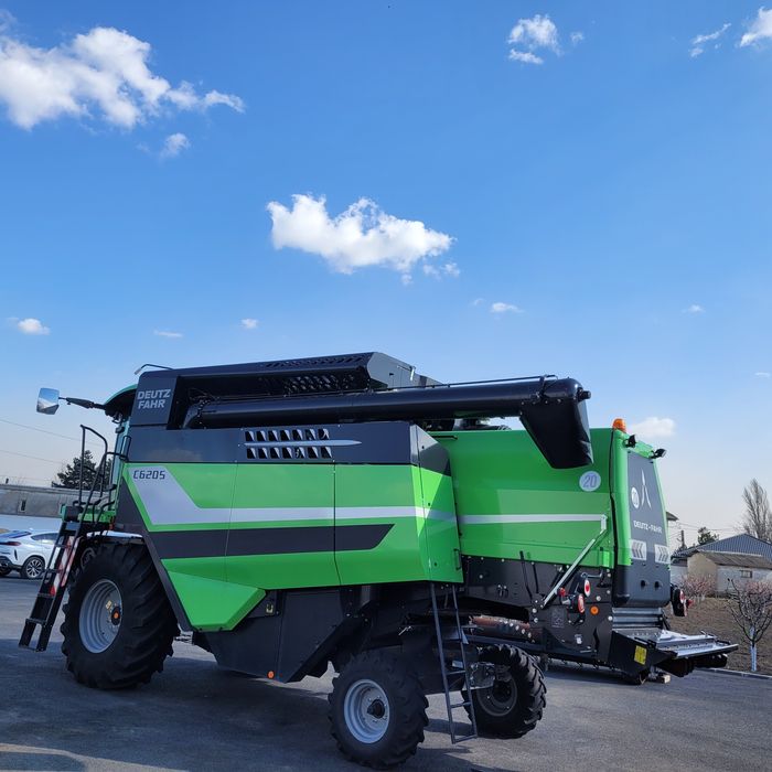 Combina Deutz Fahr C6205
