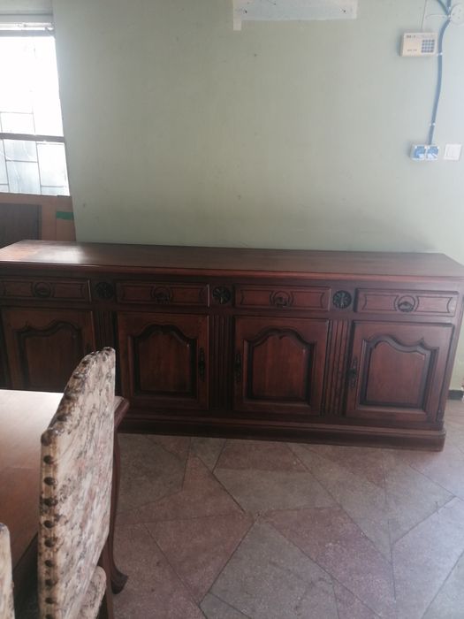 Superb set sufragerie