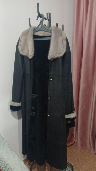 Продам дублёнку натуралный кожа