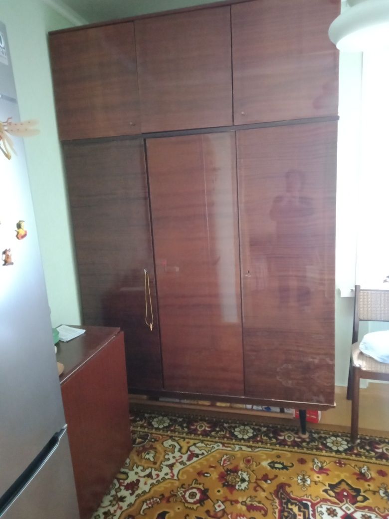 Продам шкаф б/у в хорошем состоянии