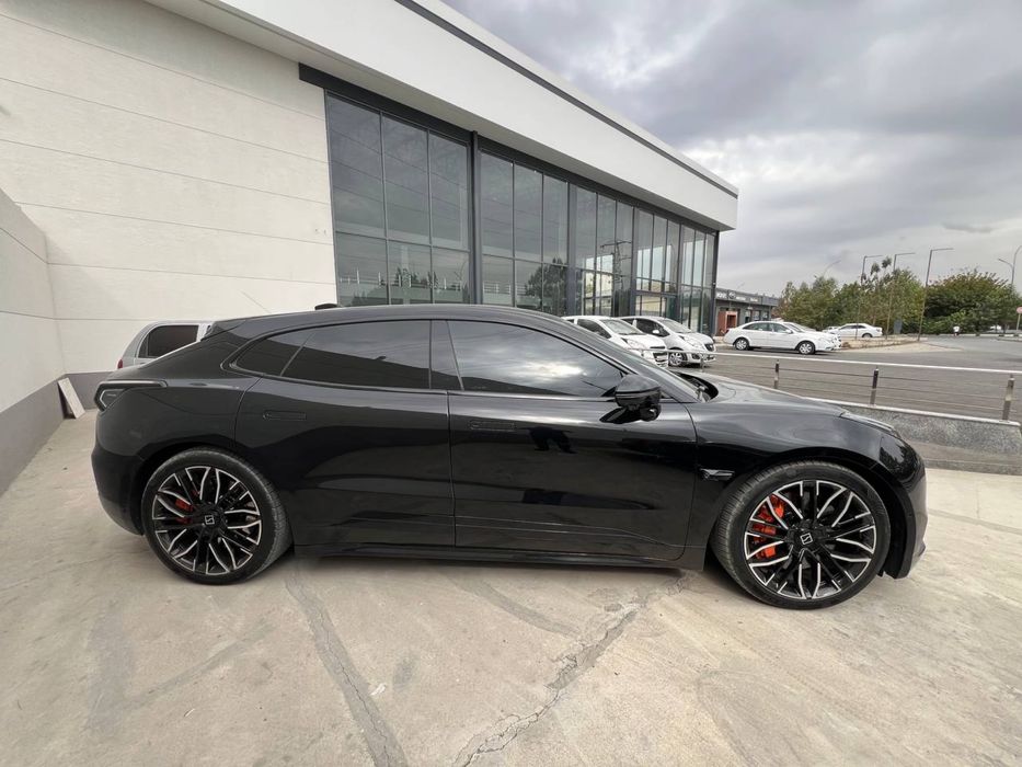 zeekr 001 z sport