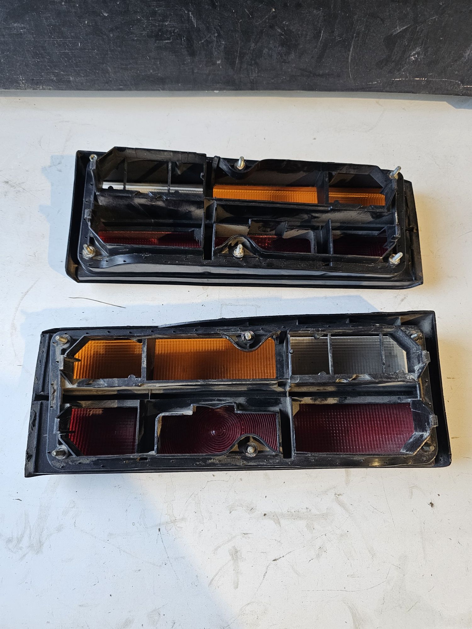Stop Audi 100 C2