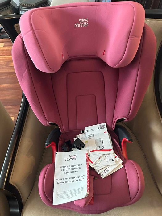 Vand scaun de masina pentru Copil