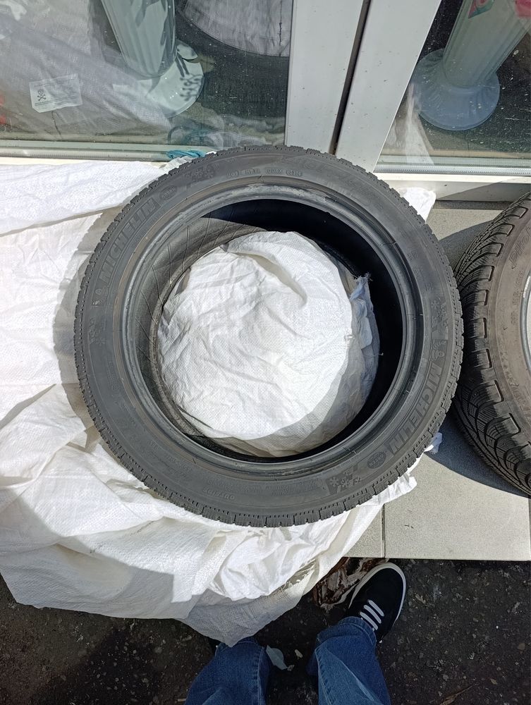 Anvelope Michelin 235 45 R18 dot 2015