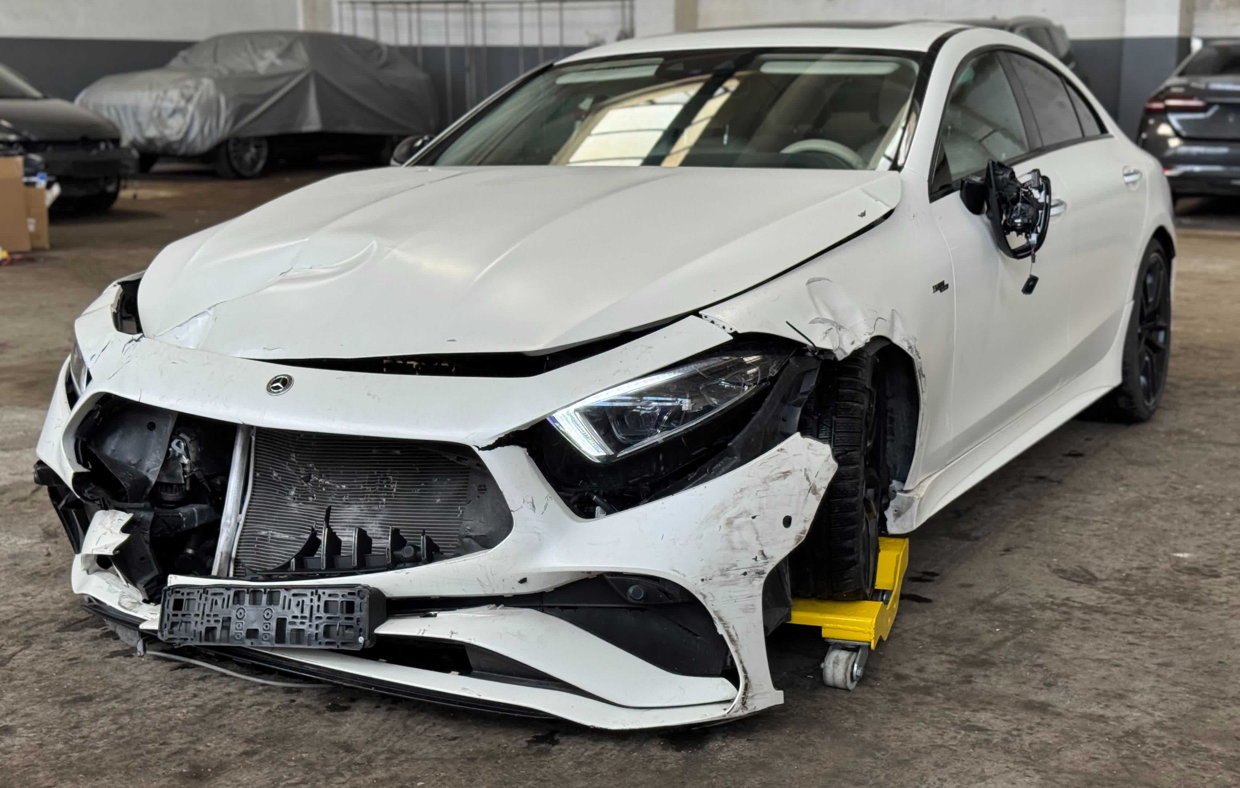Mercedes CLS 53 AMG 4matic avariat