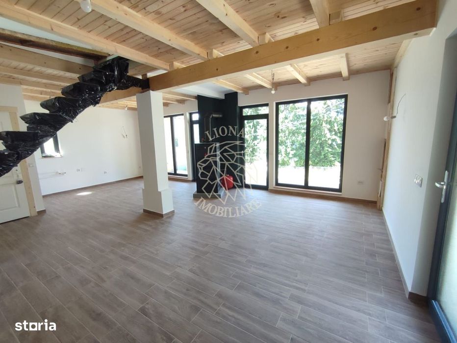 Cabana Noua 3 camere cu acces la Lac-teren 300 mp-terasa-Colibita