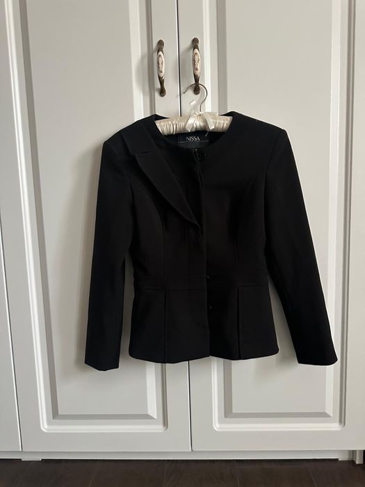 Sacou Nissa , negru , cambrat , masura 36/S