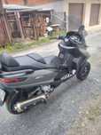vând piaggio mp3 500