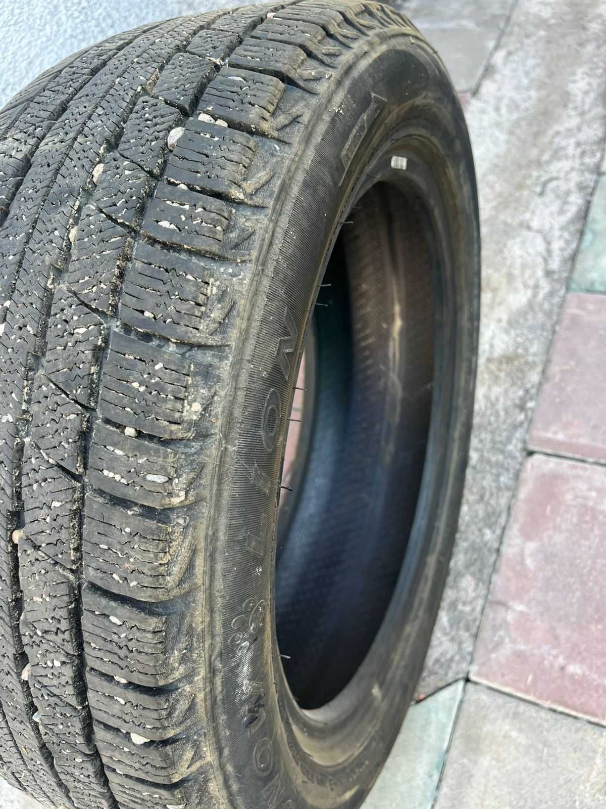 Комплект зимних шин "Triangle" Snowlink 215/55/R17