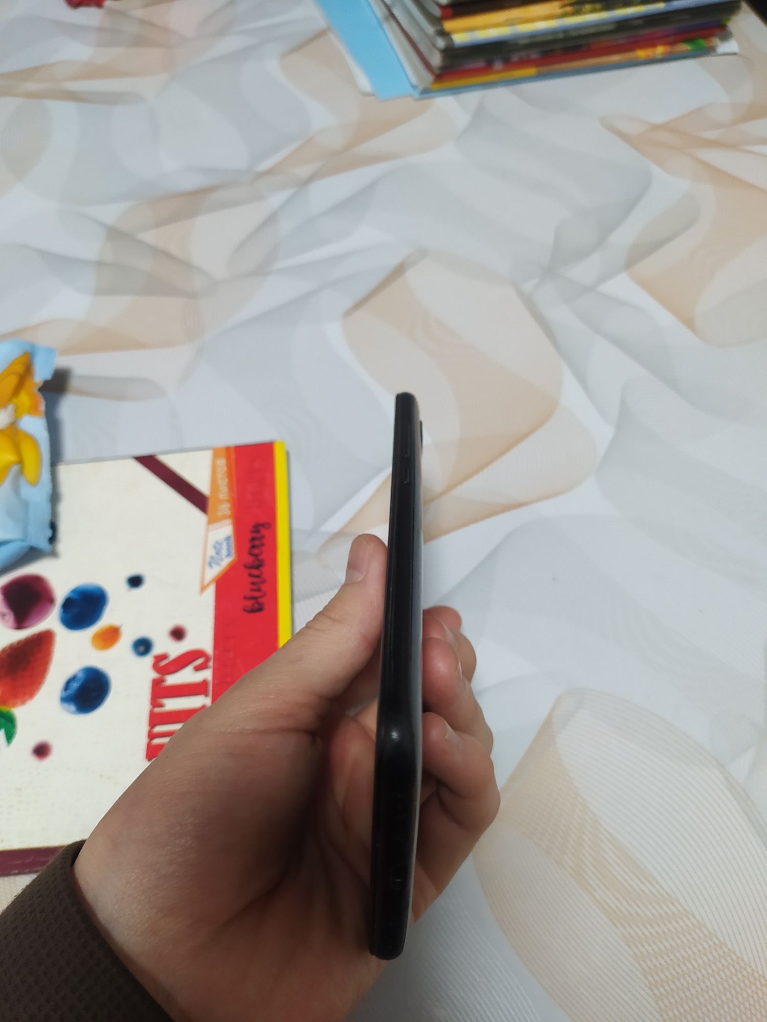 Redmi 7, xotira 16gb